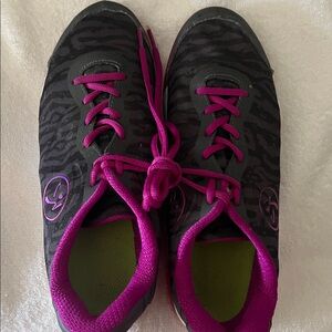 Zumba Sneakers Size 8.5